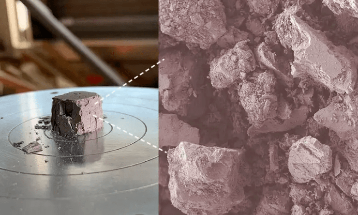 Учені змішали змодельований марсіанський і місячний ґрунт із силікатом натрію, а потім відлили рідку суміш у кубічні форми.